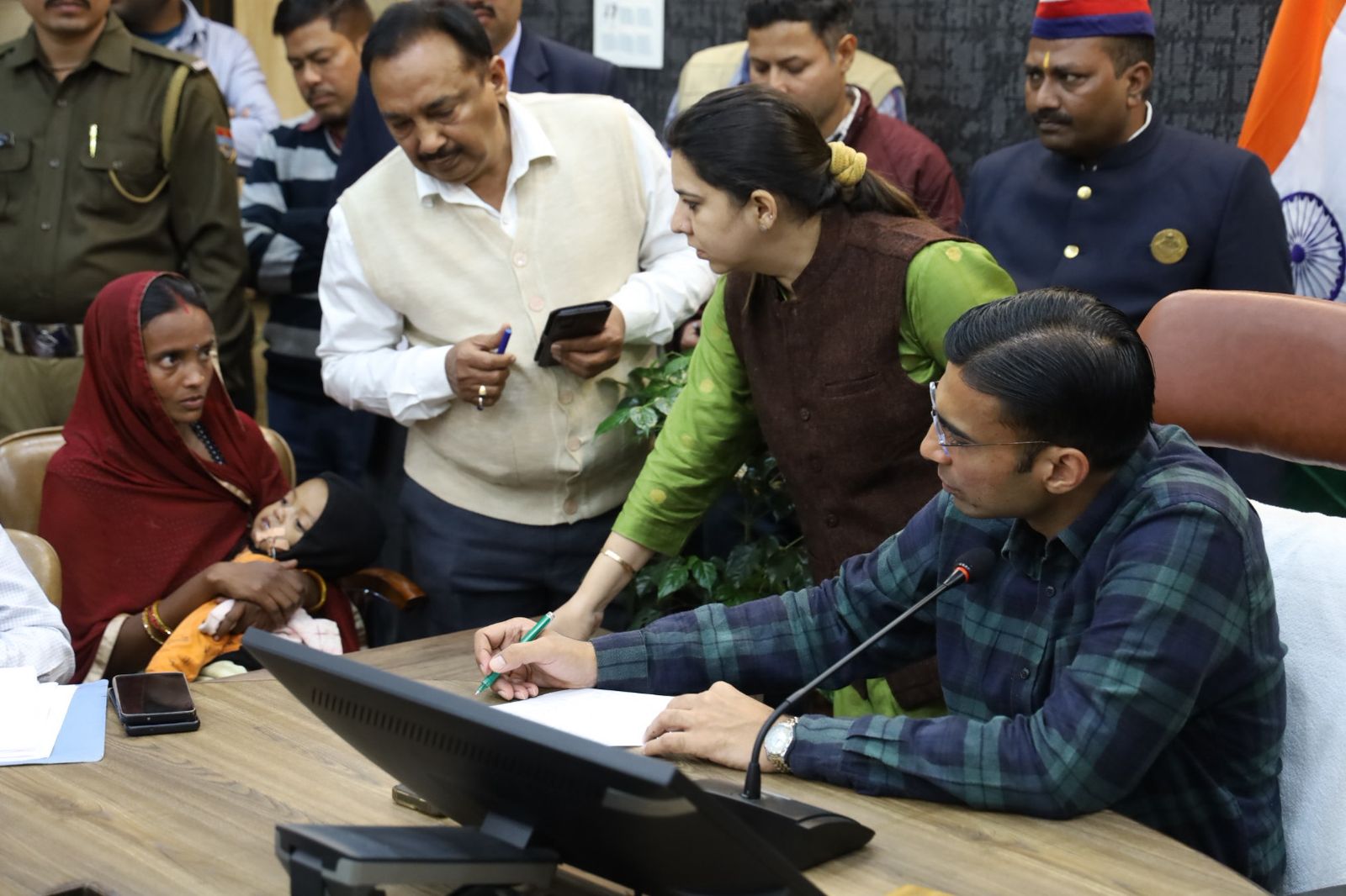 10 नवंबर को जनदर्शन में सुधा ने डीएम से बेटे के उपचार की लगाई थी गुहार, विशेषज्ञ चिकित्सकों की देखरेख में चल रहा उपचार